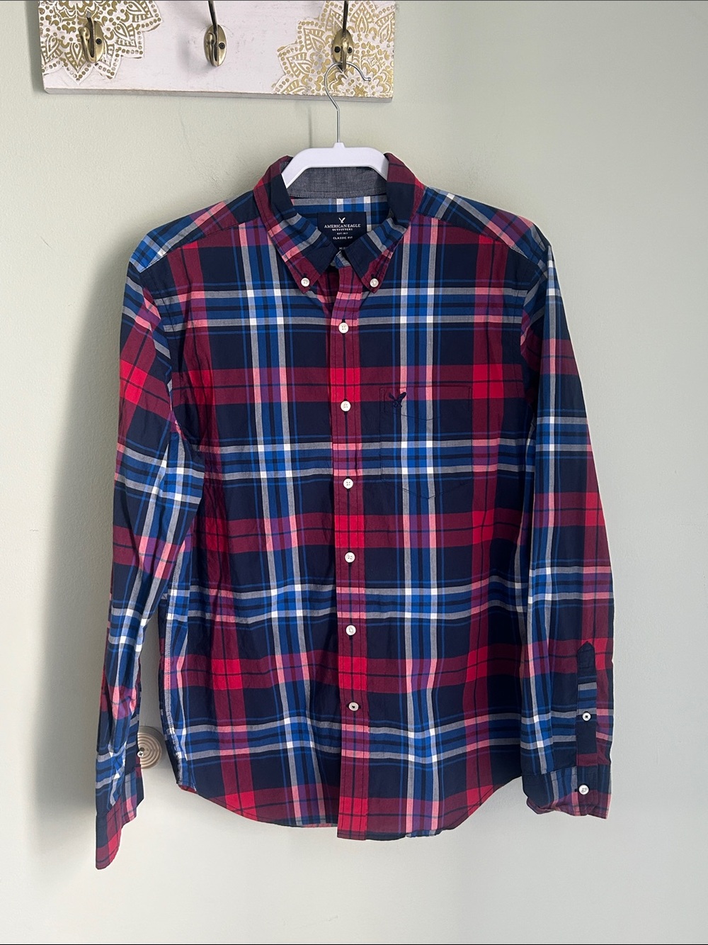 American Eagle Outfitters Red, Navy & Blue Plaid Button-Down Shirt